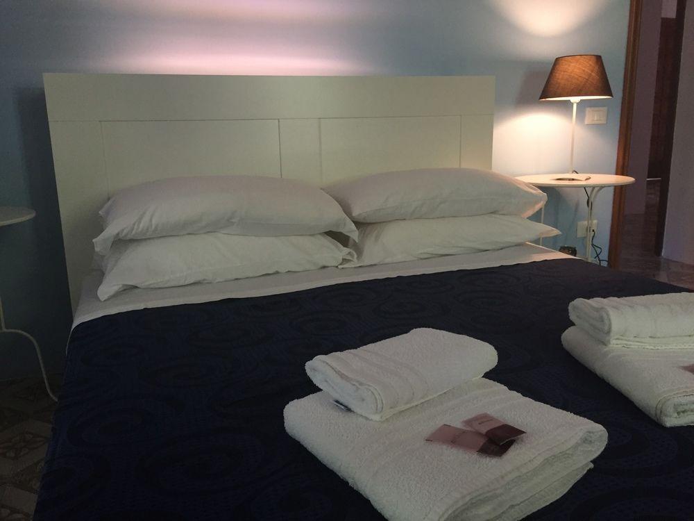 Bed & Breakfast Villa Angela Tarento Exterior foto